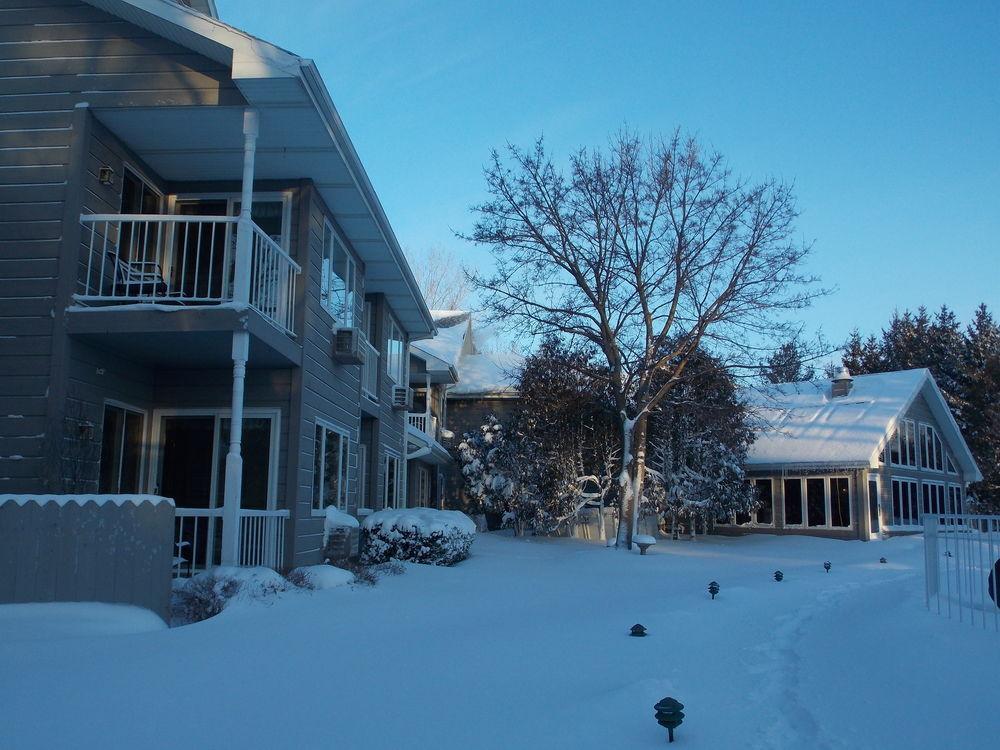 Waterbury Inn เอเฟรม ภายนอก รูปภาพ
